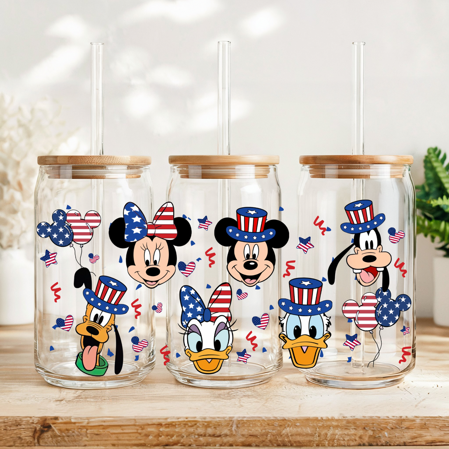 Patriotic, mouse and friends
