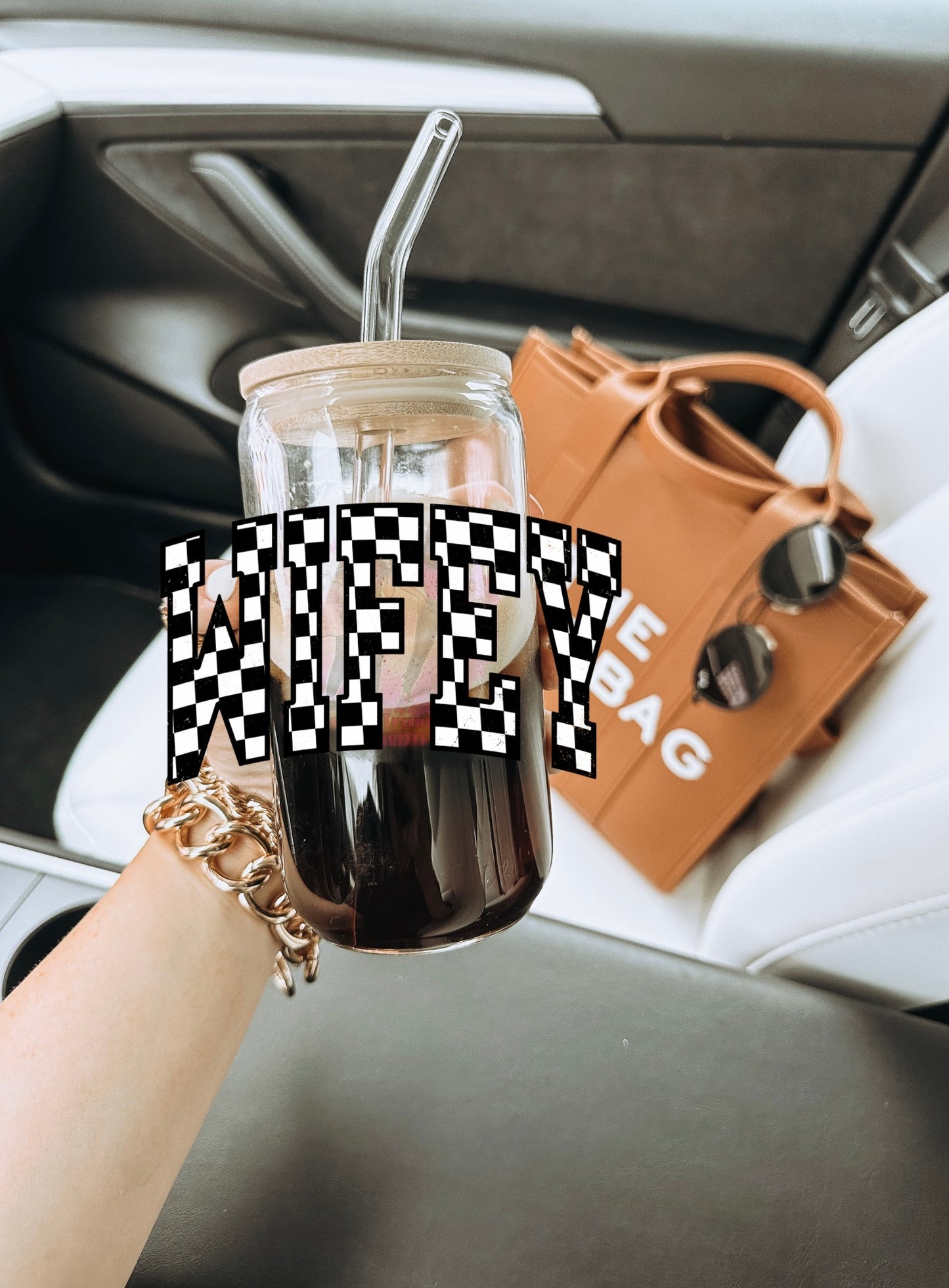 Checkered wifey