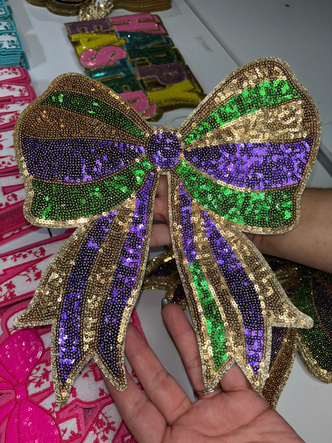 Mardi Bow