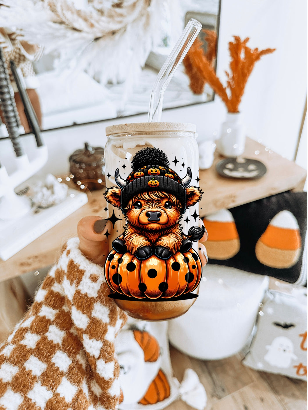Highland cow Halloween ( Polka Dots )